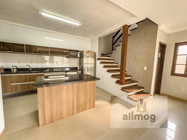 Casa para Venda em Porto Alegre - 5