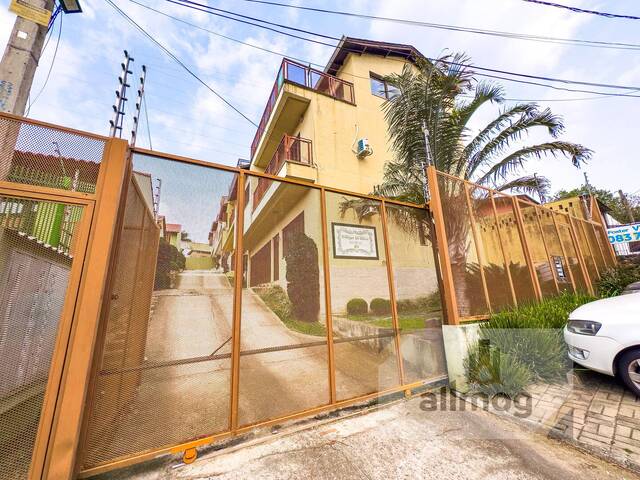 #26 - Casa para Venda em Porto Alegre - RS