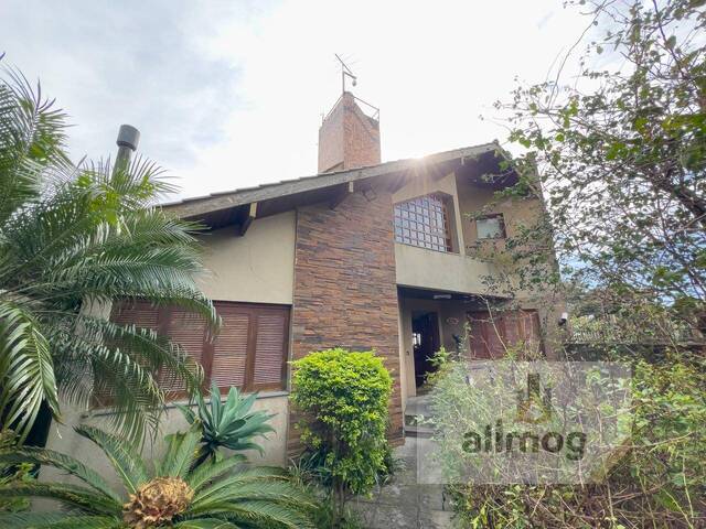 #40 - Casa para Venda em Porto Alegre - RS