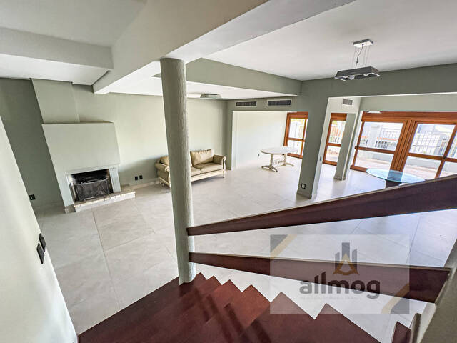 #5 - Casa para Venda em Porto Alegre - RS
