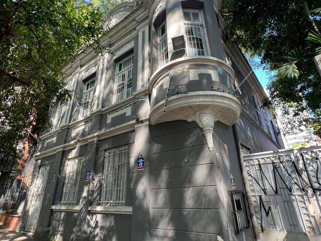 #56 - Casa para Venda em Porto Alegre - RS